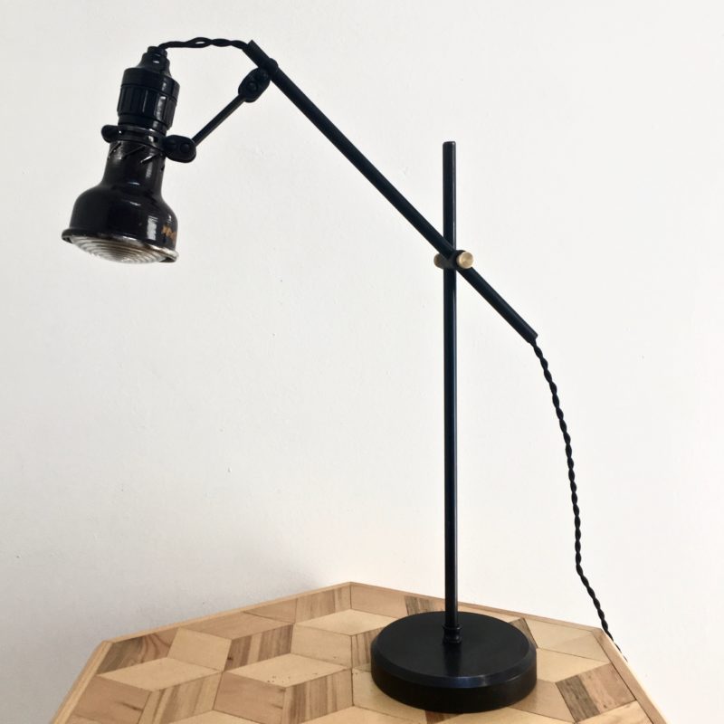 Lampe lumina Fresnel 40's éteinte _maison_liedekerke_maison-lk