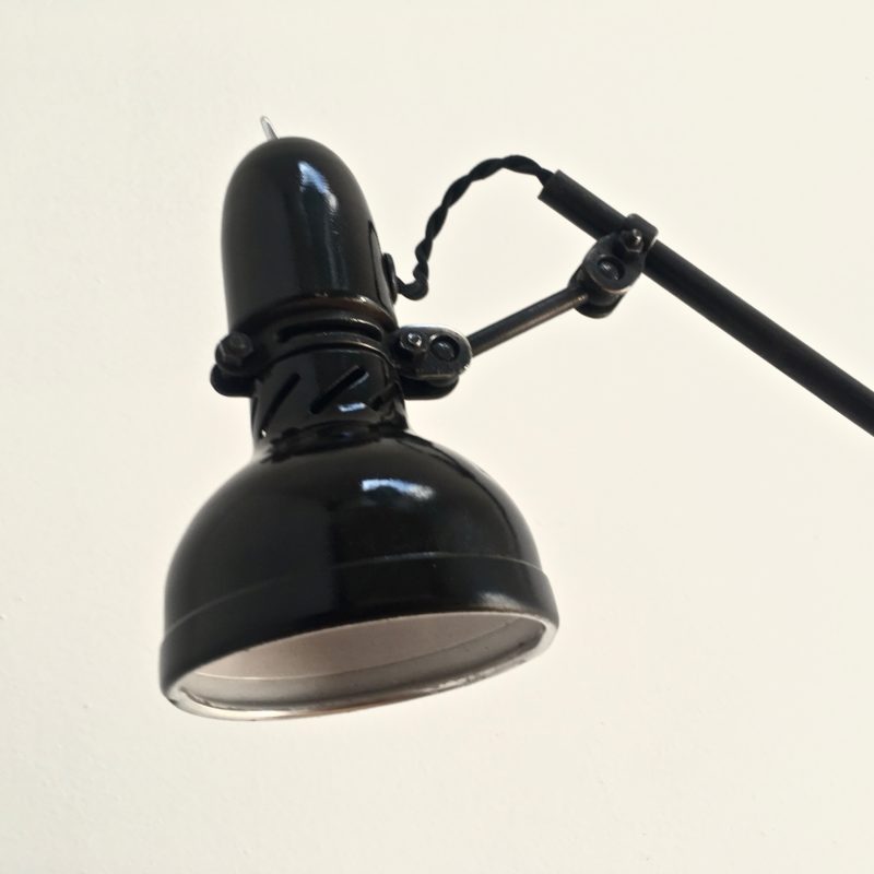 lampe lumina 70's détail tête_maison_liedekerke_maison-lk