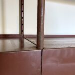 Étagere_industrielle_acier_rouge_strafor_modulable_patiné_maison_liedekerke_lk_7