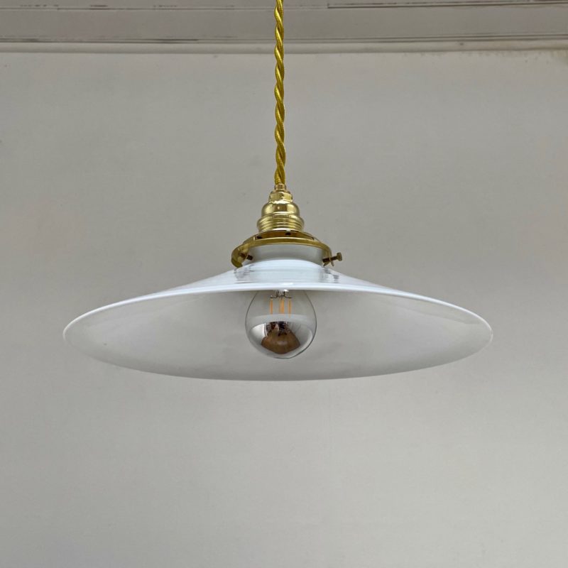 Suspension assiette opaline maison liedekerke