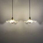 suspensions_paire_verre_sablé_crepe_laiton_bohème_typhany_torsadé_noir_maison_liedekerke_LK_3