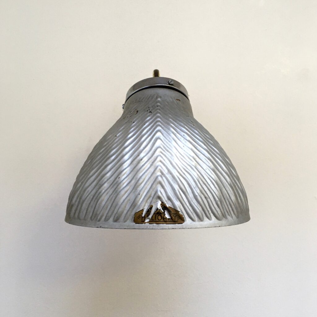 Applique-HELIORAY-vue-face_Maison_Liedekerke_maison-lk.jpg