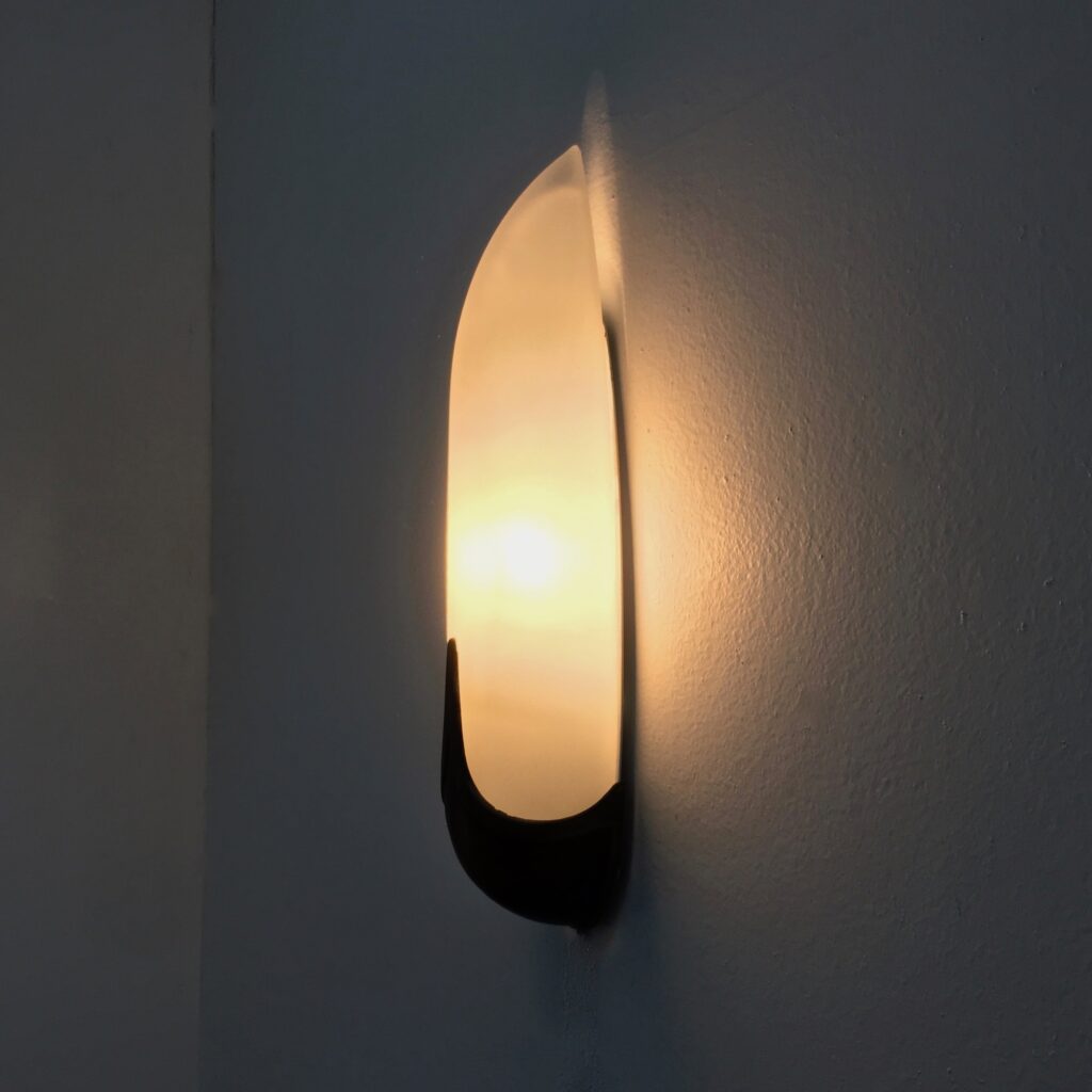Applique_Cersei_Contemporain_Maison-Liedekerke_maison-lk.com-1.jpg