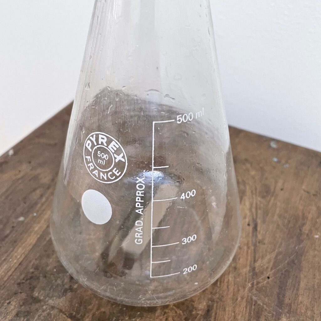 Carafe-de-chimie-500ml-Maison-Liedekerke_3.jpg