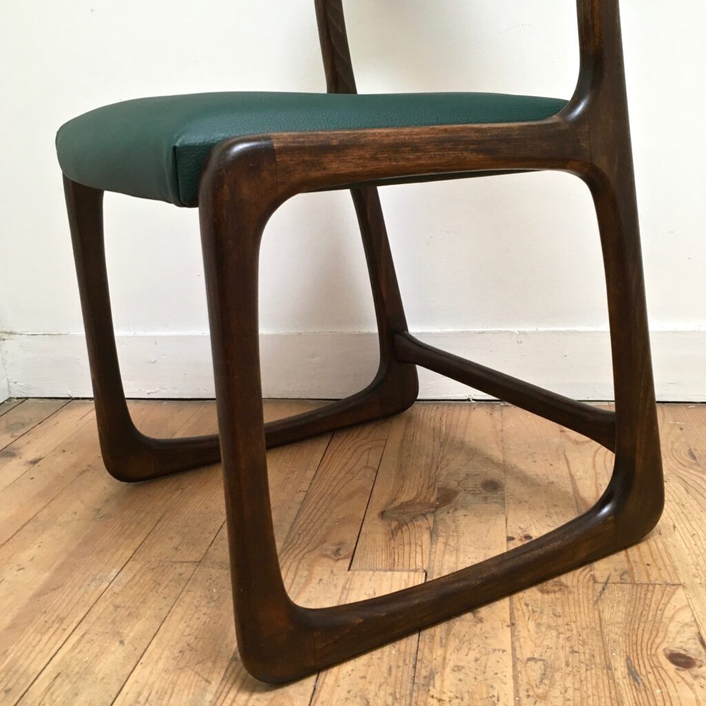 Chaise-BAUMANN_MODELE_TRAINEAU_1960_Maison_Liedekerke_maison-lk.com-6.jpg