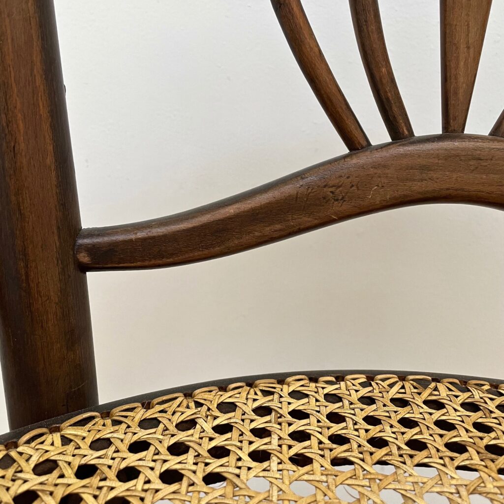 Fauteuil-Fischel-Bistrot-Maison-Liedekerke_7.jpg