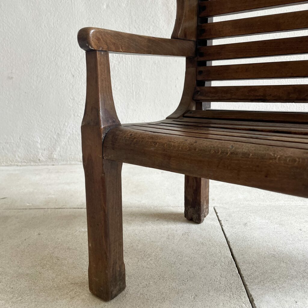 Fauteuil_enfant_oreille_bois_maison_liedekerke_LK_5-scaled-1.jpeg