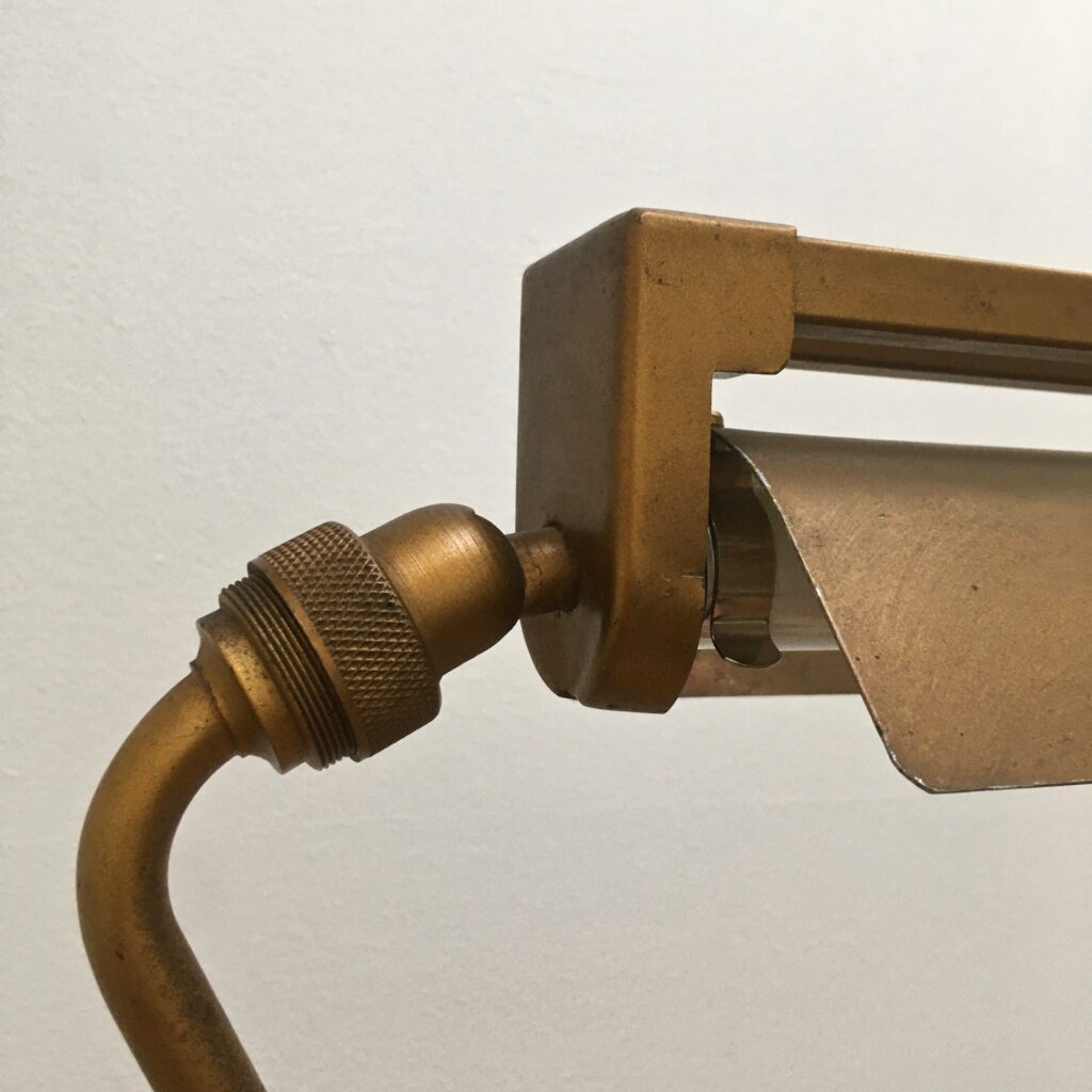 Lampe_bureau_articulee_mazdafluor_LB16_1950_MaisonLiedekerke_maison-lk.com-3.jpg