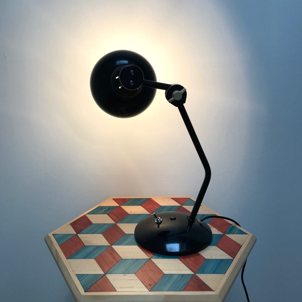 Lampe_bureau_articulee_noire_Maison_Liedekerke_LK_4.jpg