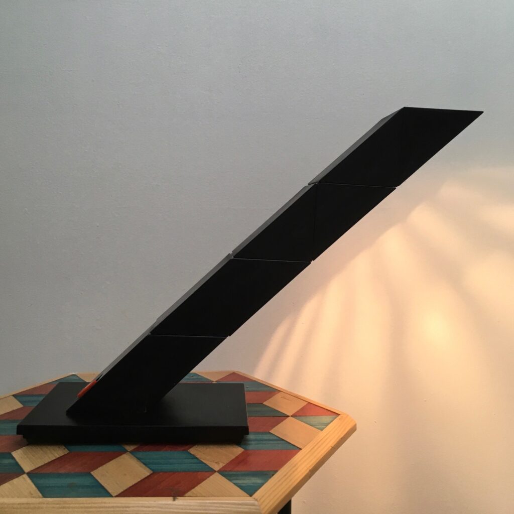 Lampe_bureau_articulee_zigzag_Elite_1980_1990_Maison-Liedekerke_maison-lk.com-8.jpg
