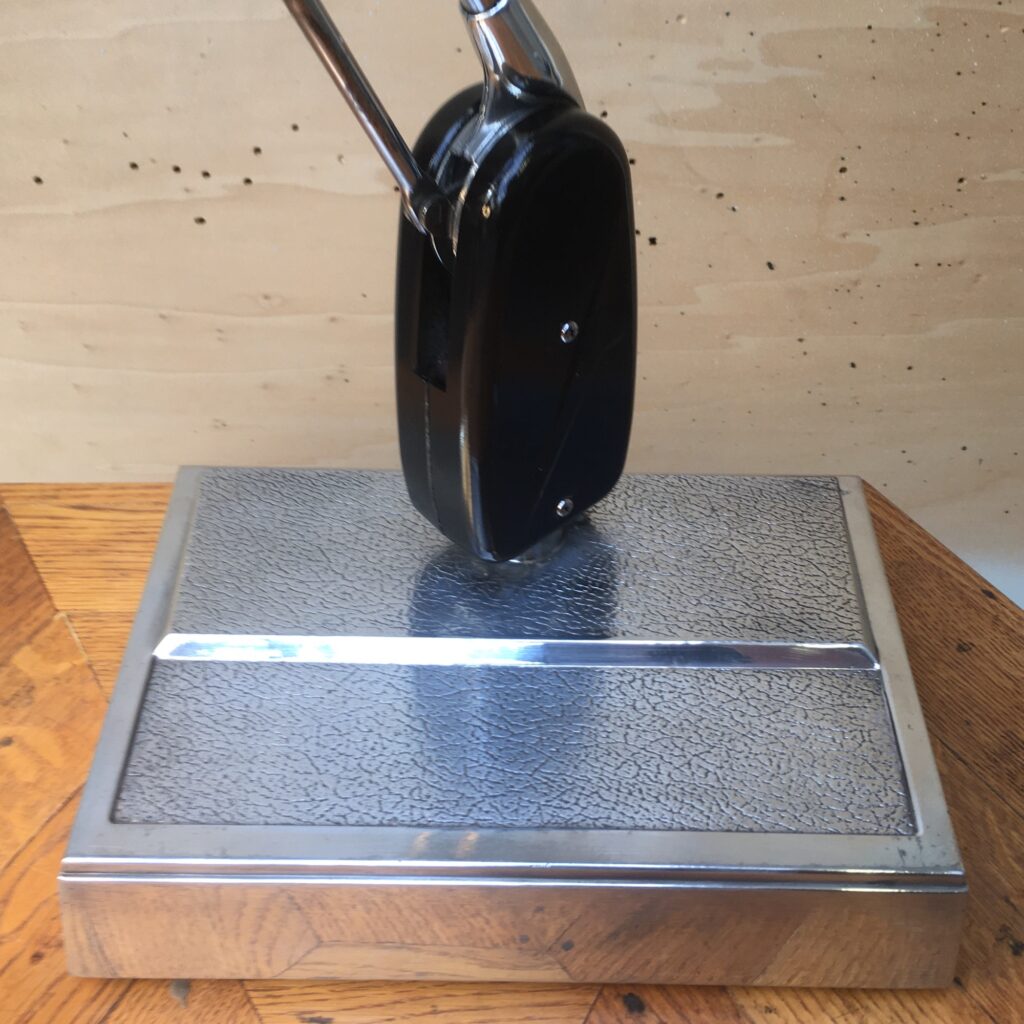 Lampe_industrielle_loupe_1970_Maison-Liedekerke_maison-lk.com-8.jpg