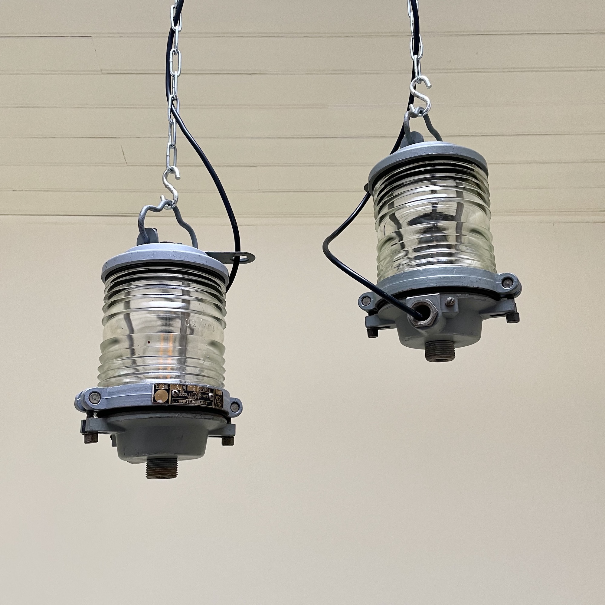 suspensions - coursive -