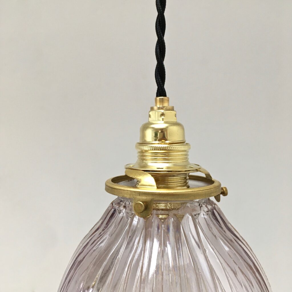 Lot_4_suspensions_cloche_irisee_Maison_Liedekerke_maison-lk.com-5.jpg