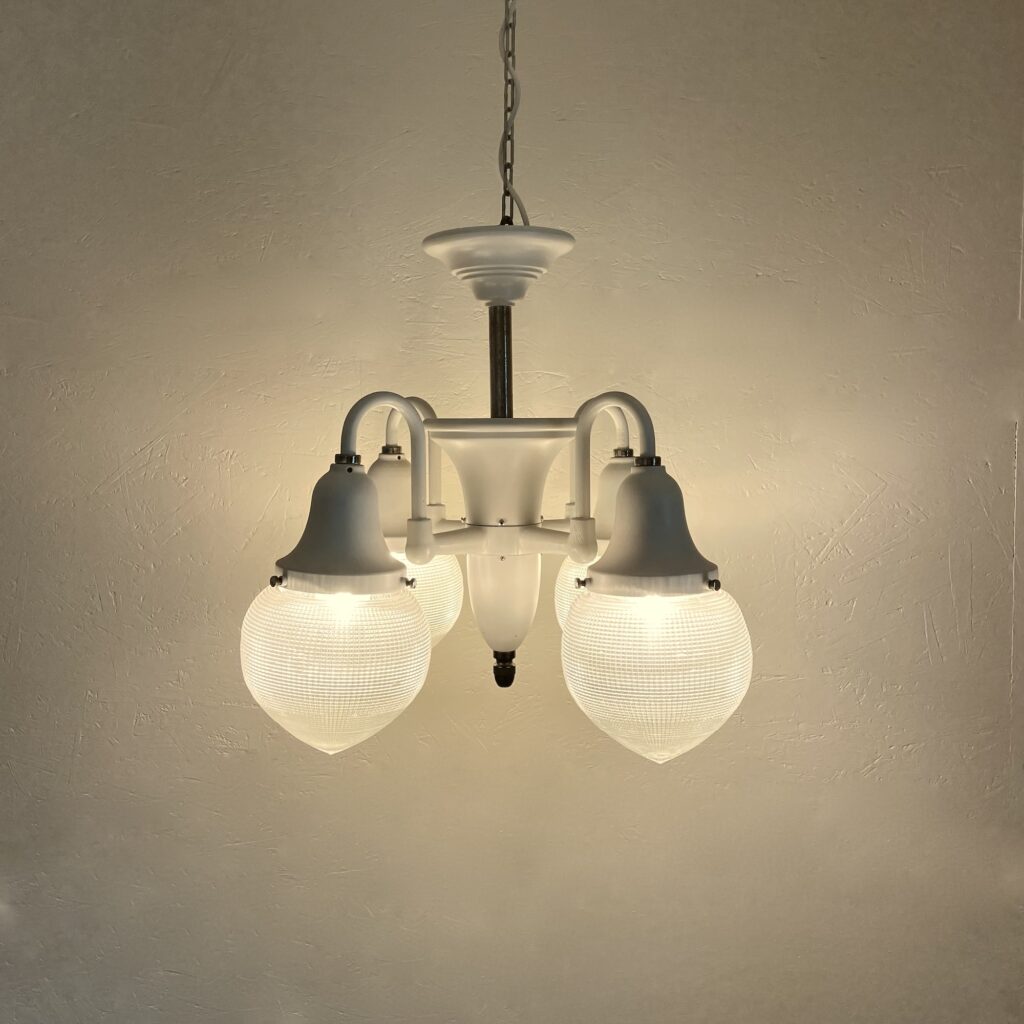 Lustre_lampe_luminaire_holophane_dentiste_maison_liedekerke_LK_4.jpeg
