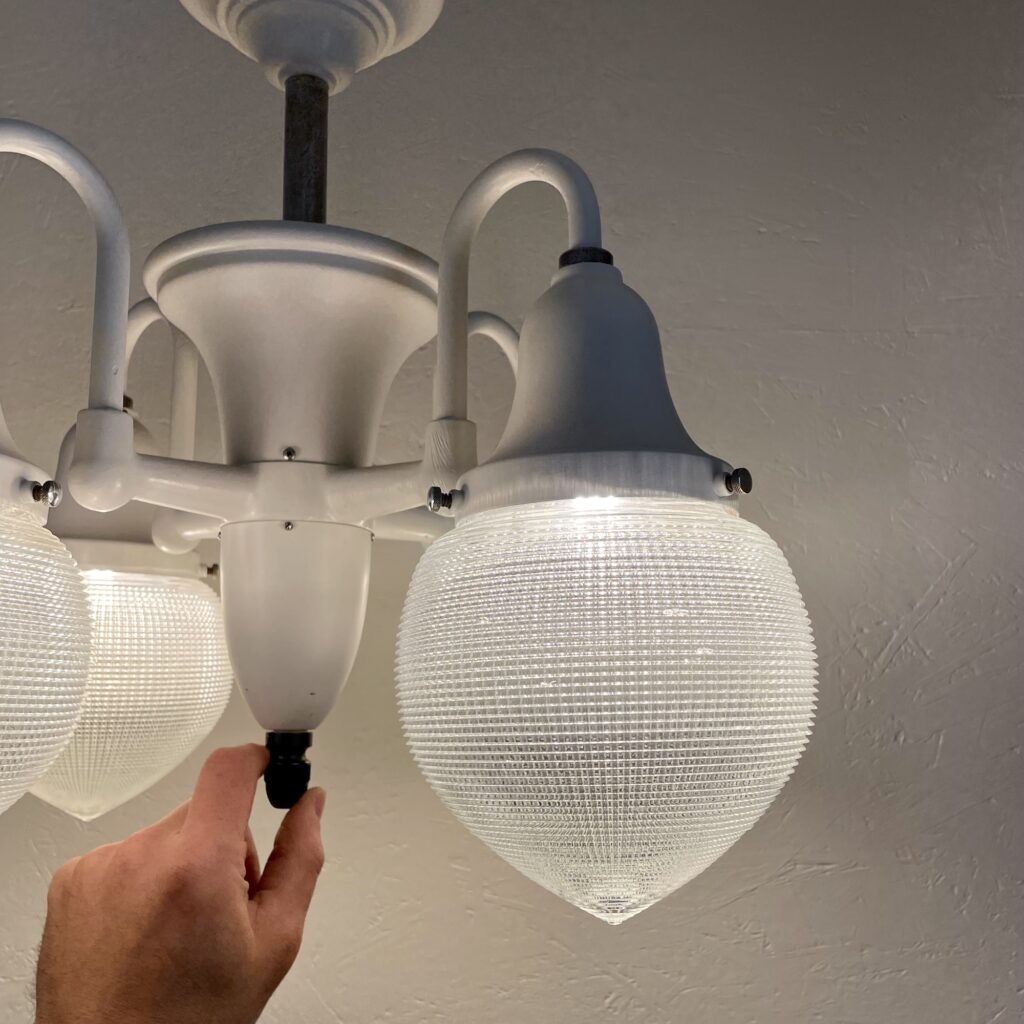 Lustre_lampe_luminaire_holophane_dentiste_maison_liedekerke_LK_9.jpeg
