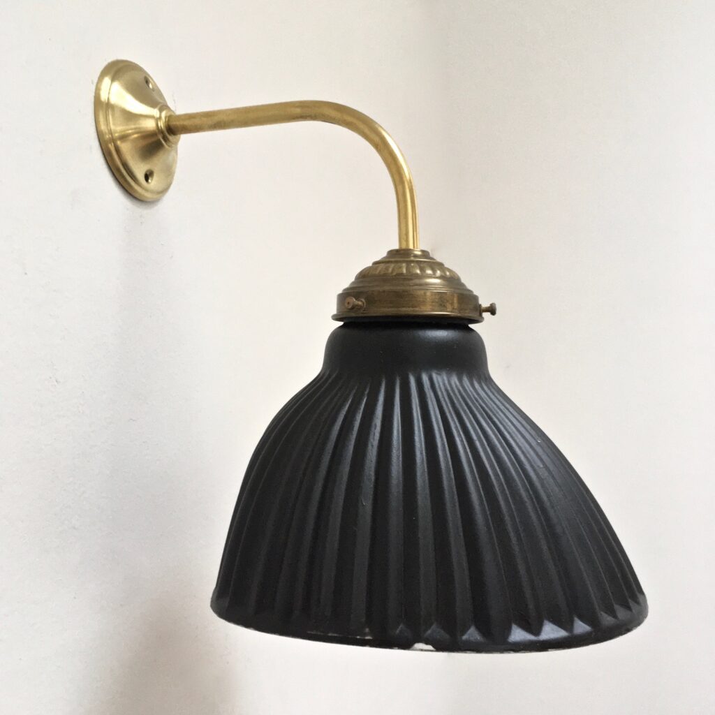 Paire_appliques_mercurees_noires_Maison_Liedekerke_maison-lk.com-9.jpg