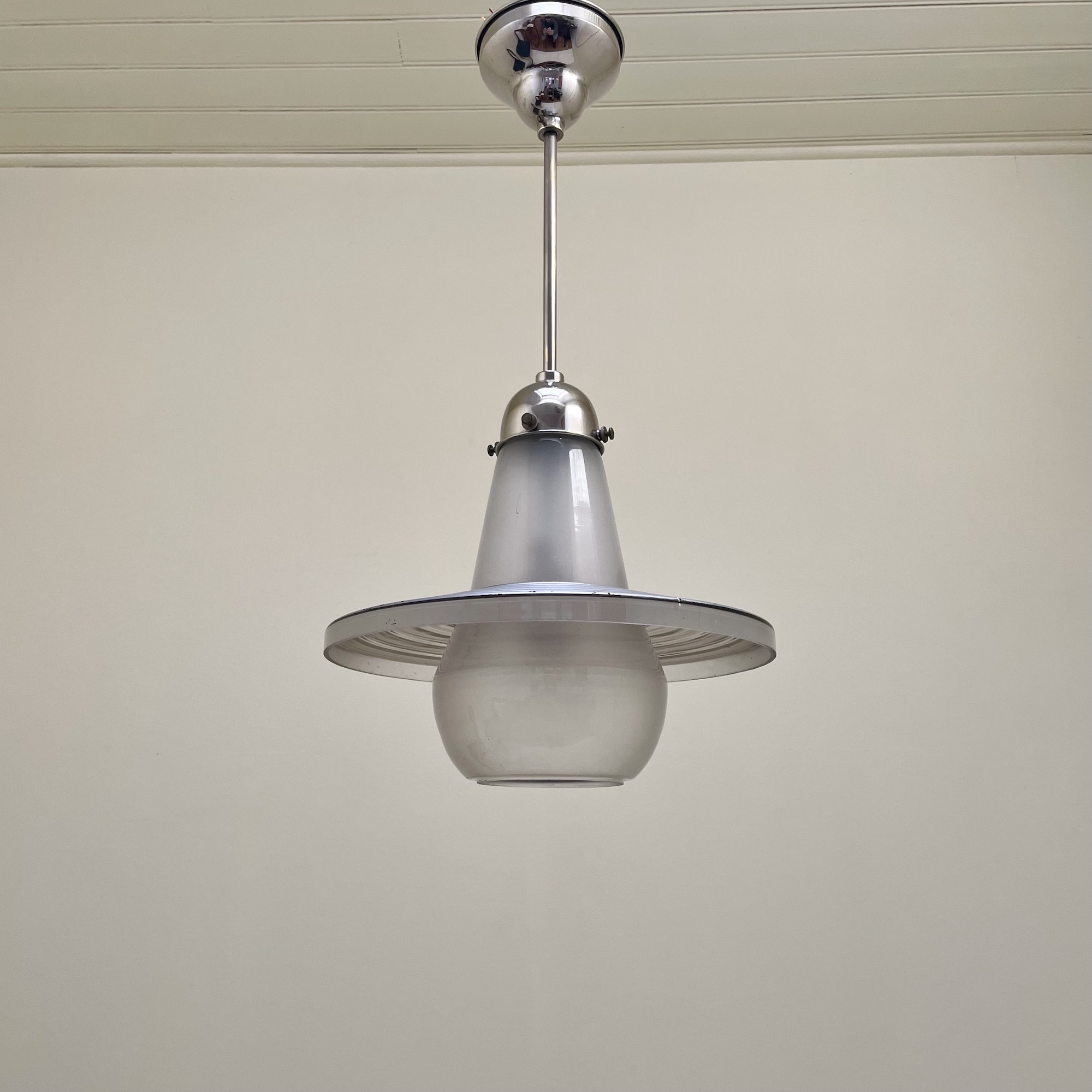 Suspension Bauhaus