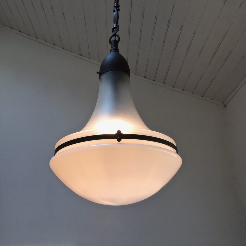 Suspension-verre-sable_maison-LK_Maison_Liedekerke-7.jpg