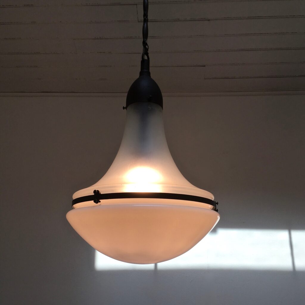 Suspension-verre-sable_maison-LK_Maison_Liedekerke-8.jpg