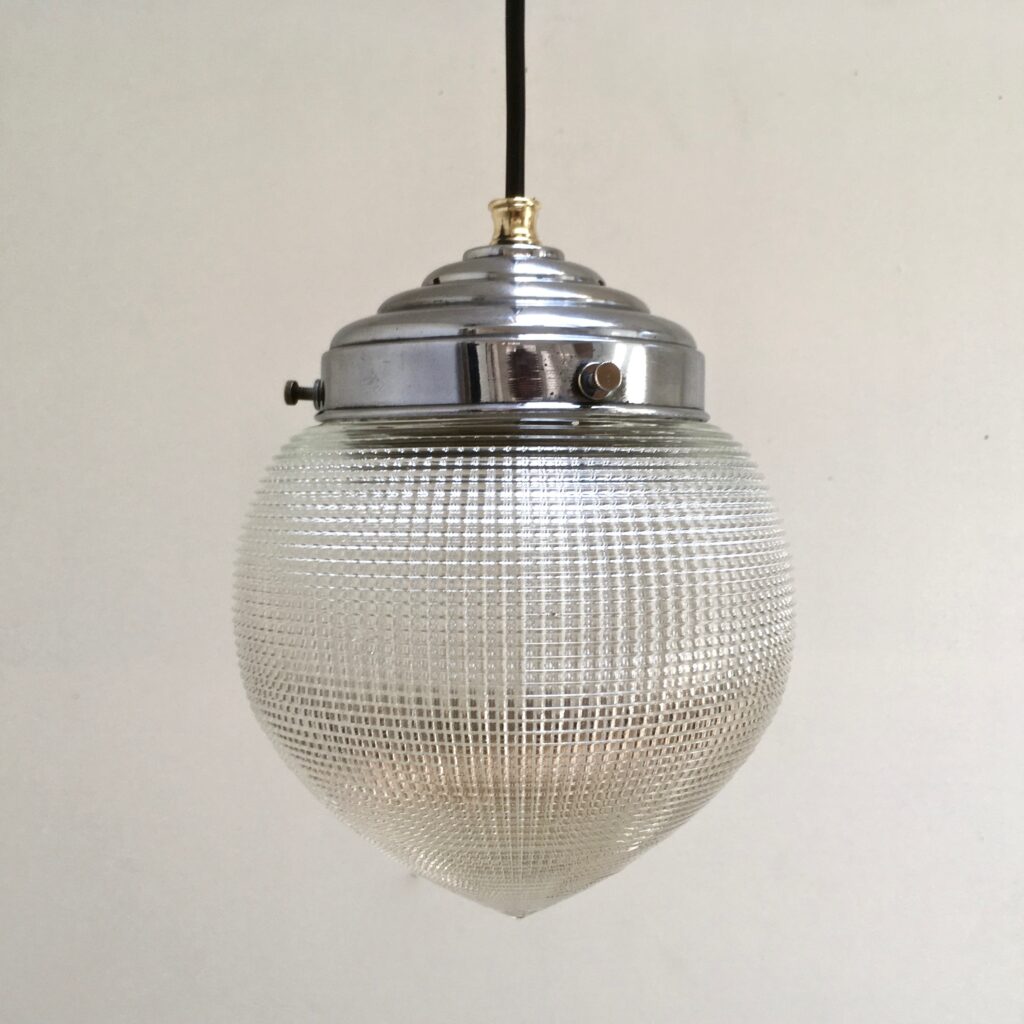Suspension-verre-strie-2A_maison-lk_mlk.jpg