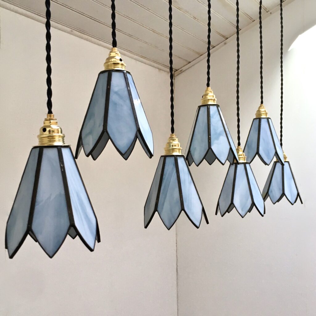 Suspension_Holly_bleue_Pate_de_verre_Maison_Liedekerke_maison-lk.com_2.jpg
