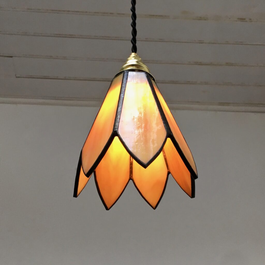 Suspension_Holly_orange_Pate_de_verre_Maison_Liedekerke_maison-lk.com_6.jpg