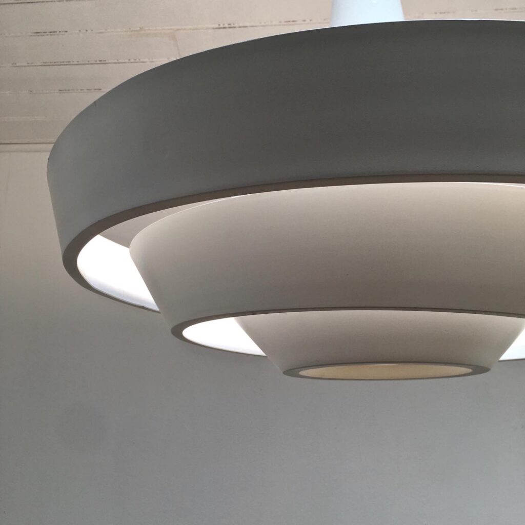 Suspension_REGENT_1970_XL_Maison-Liedekerke_maison-lk.com-1.jpg