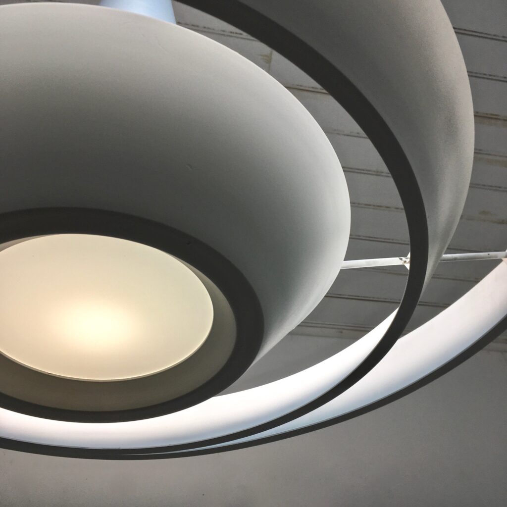 Suspension_REGENT_1970_XL_Maison-Liedekerke_maison-lk.com-8.jpg