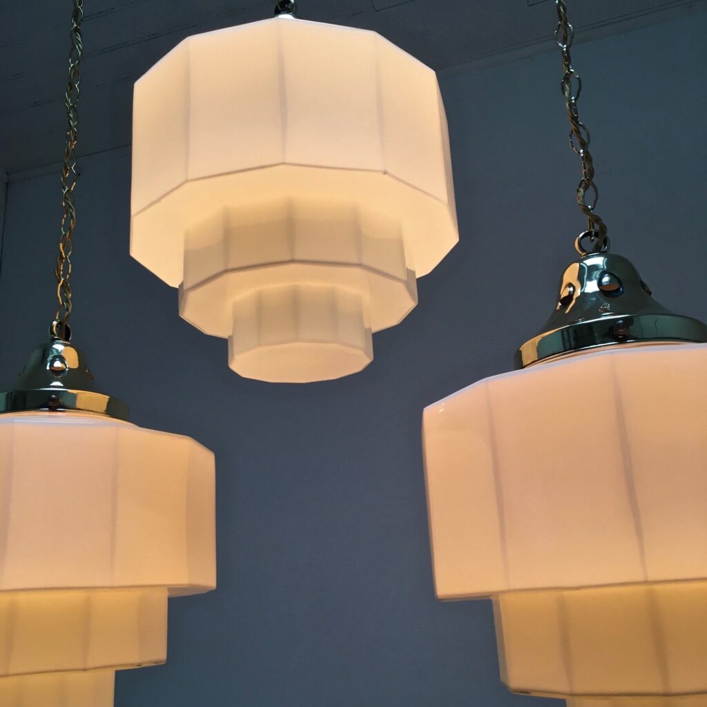 Suspension_Skyscraper_Opaline_1930_MaisonLiedekerke_maison-lk.com-14.jpg