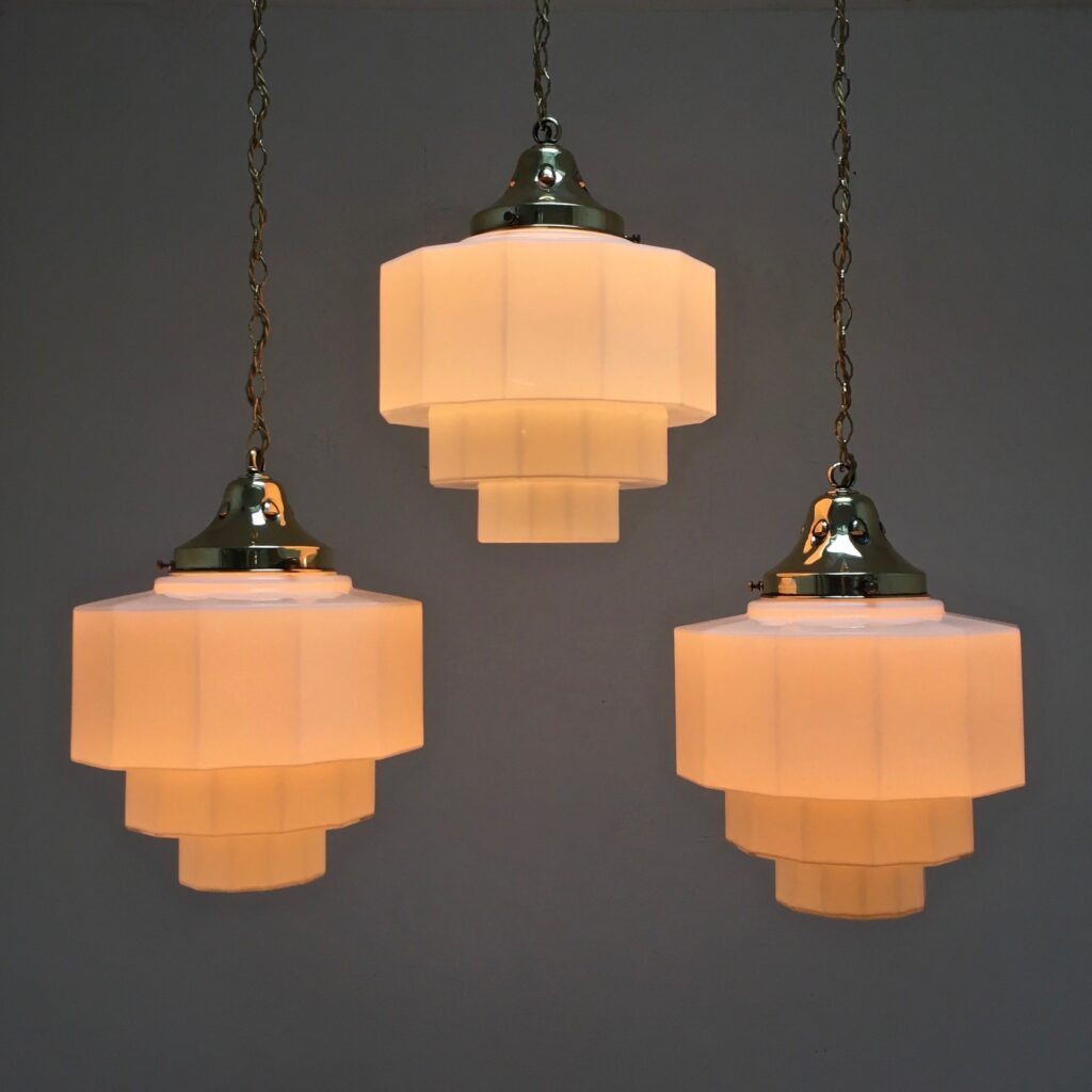 Suspension_Skyscraper_Opaline_1930_MaisonLiedekerke_maison-lk.com-5.jpg