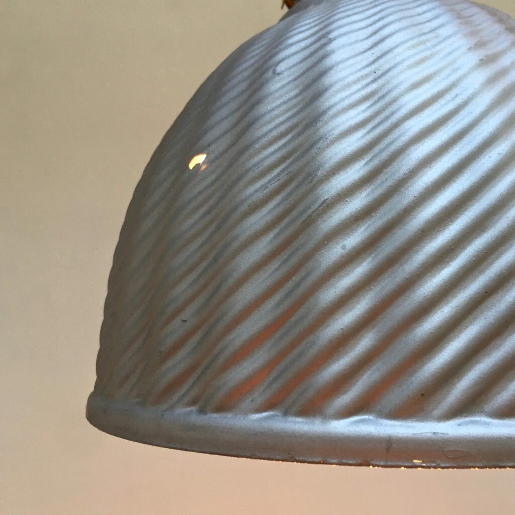 Suspension_eglomisee_czech_1940_Maison-Liedekerke_maison-lk.com-7-scaled-1.jpg