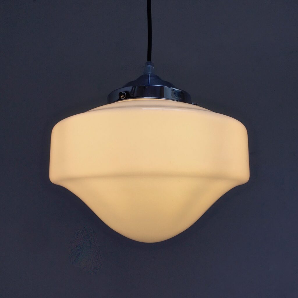 Suspension_opaline_aluminium_midcentury_Maison_Liedekerke_maison-lk.com-4.jpg