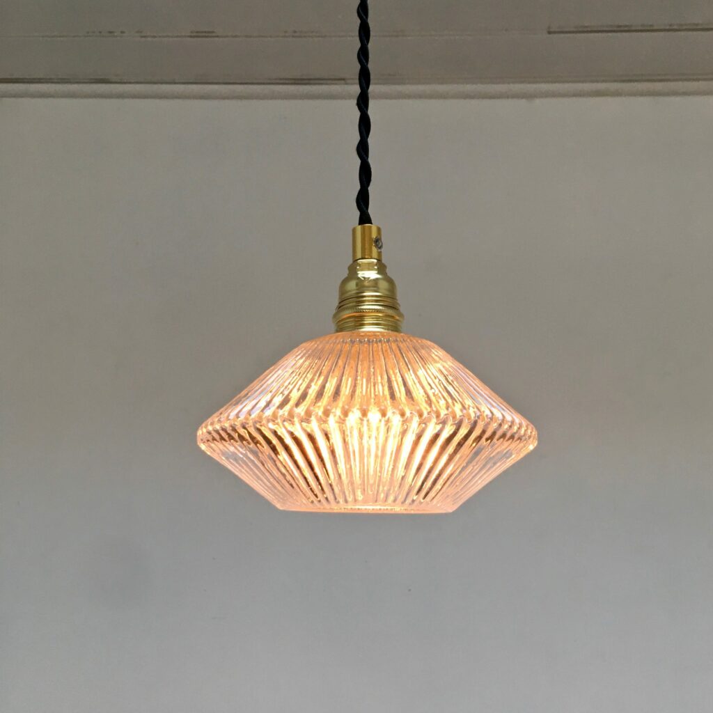 Suspension_toupie_holophane_Maison_Liedekerke_maison-lk.com-1-scaled-1.jpg