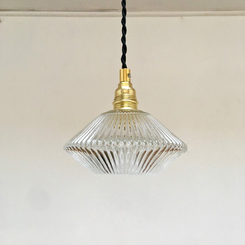 Suspension_toupie_holophane_Maison_Liedekerke_maison-lk.com-4-scaled-1.jpg