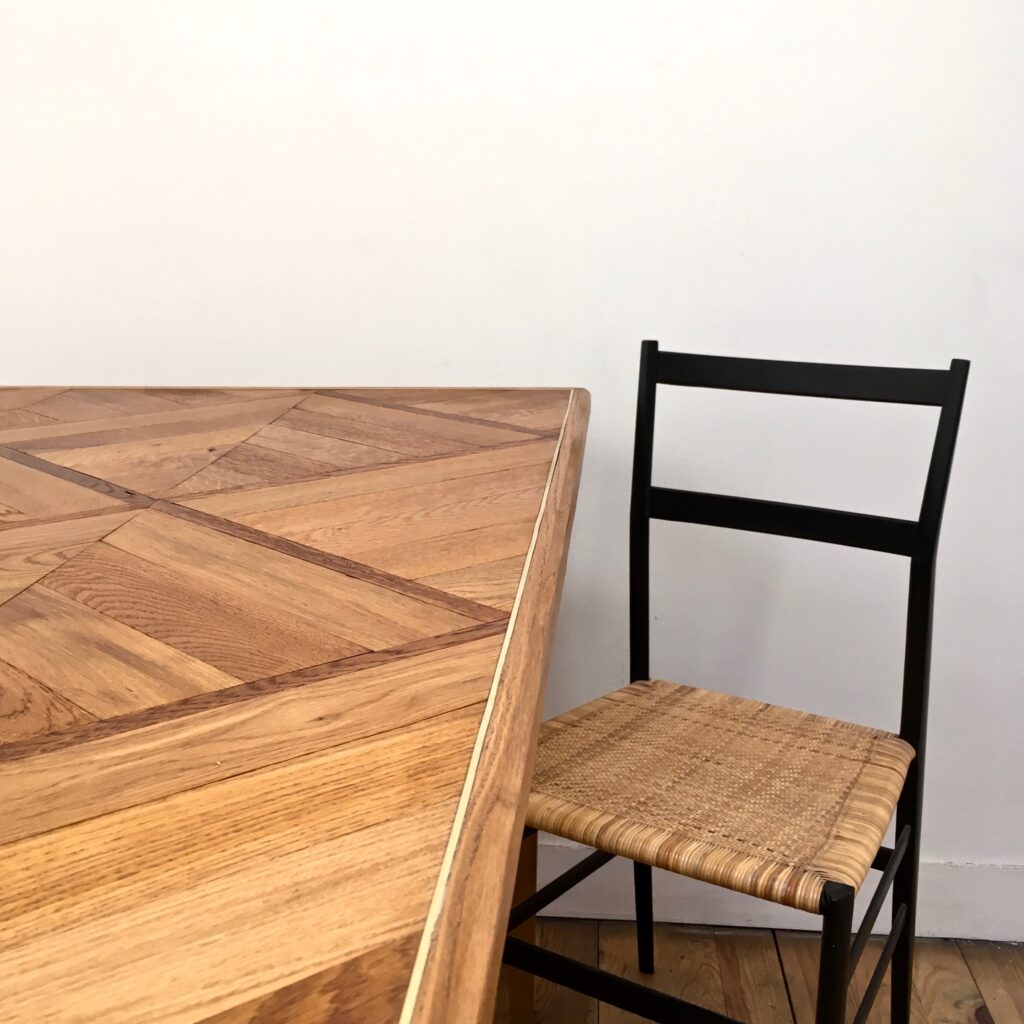 Table-marquetee_maison_liedekerke_mlk_5.jpg