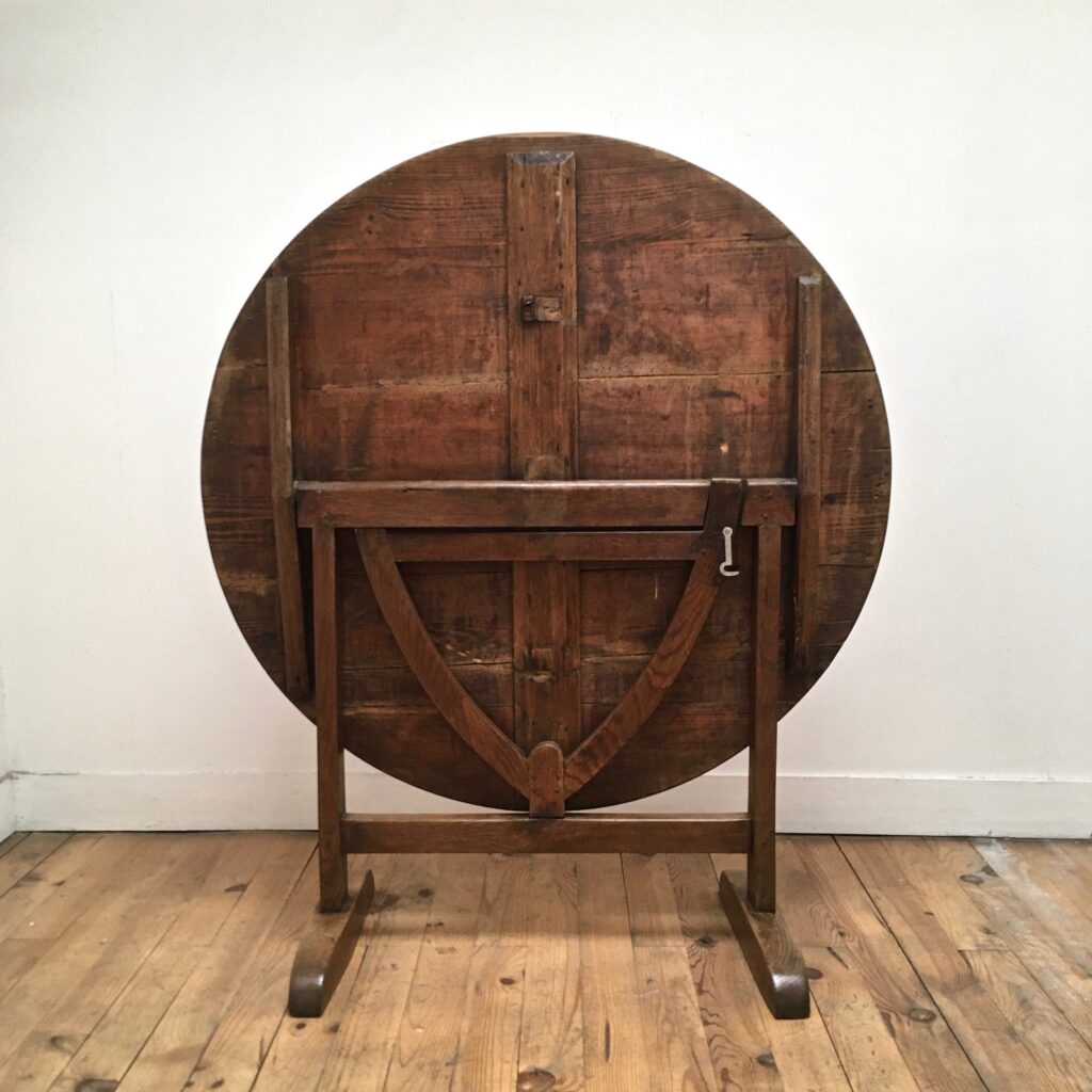 Table_VIGNERON_plateau_basculant_1950_Maison_Liedekerke_maison-lk.com-1.jpg