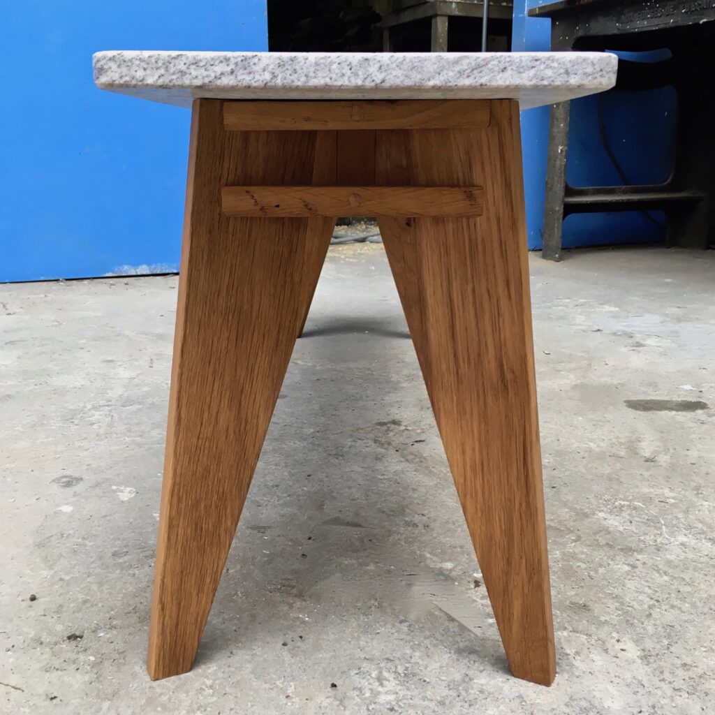 Tantor_banc_reemploi_chene_parquet_granit_cuisine_upcycling_maison_liedekerke_LK_7.jpg