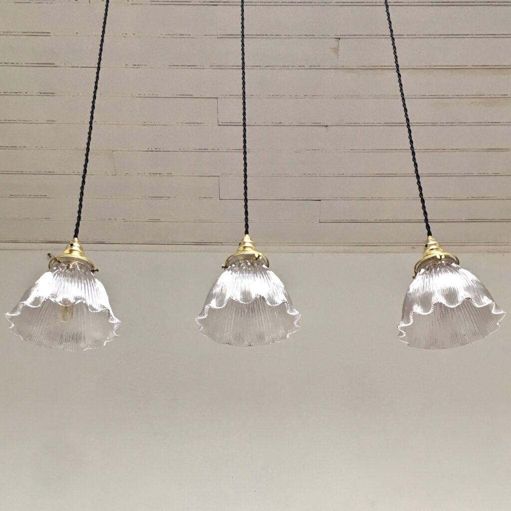 Trio_cloches_transparent_Maison_Liedekerke_maison-lk.com-4.jpg