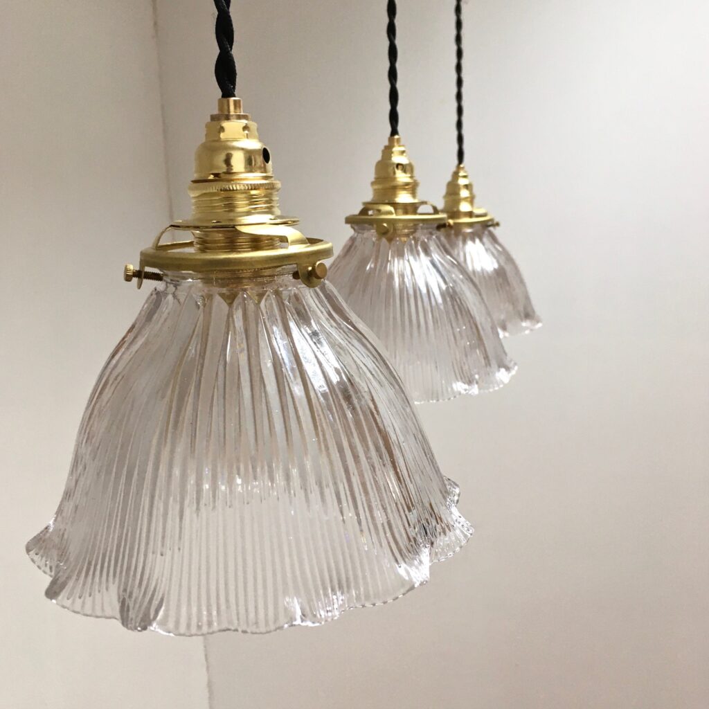 Trio_cloches_transparent_Maison_Liedekerke_maison-lk.com-6.jpg
