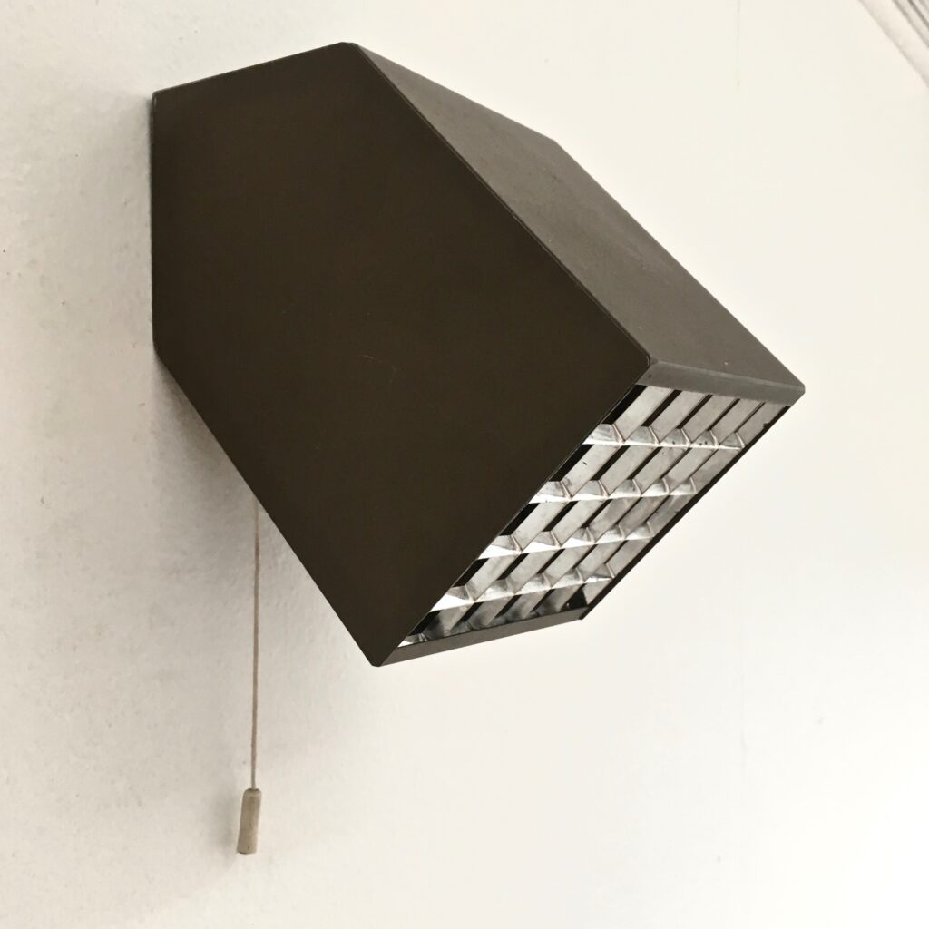 applique_RAAK_inclinee_tirette_maison_liedekerke_LK_3.jpg