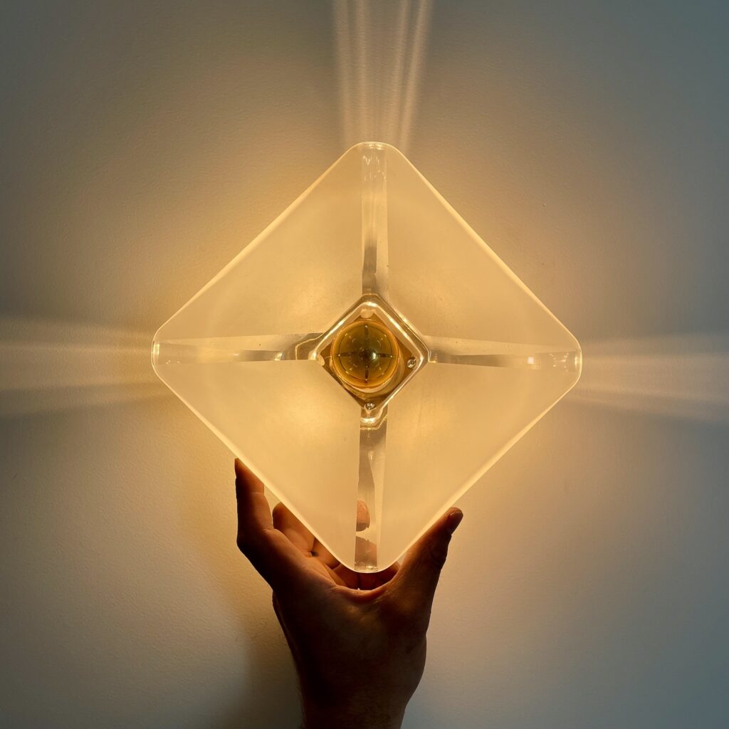 applique_carree_verre_sablee_frosted_glass_luminaires_mur_maison_liedekerke_lk_5.jpeg