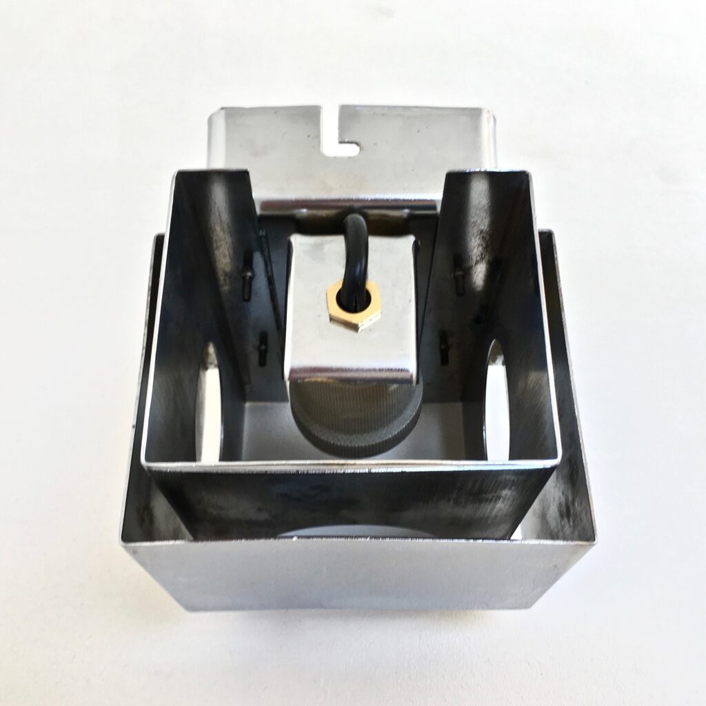 applique_cubique_chrome_maison_liedekerke_LK_8.jpg