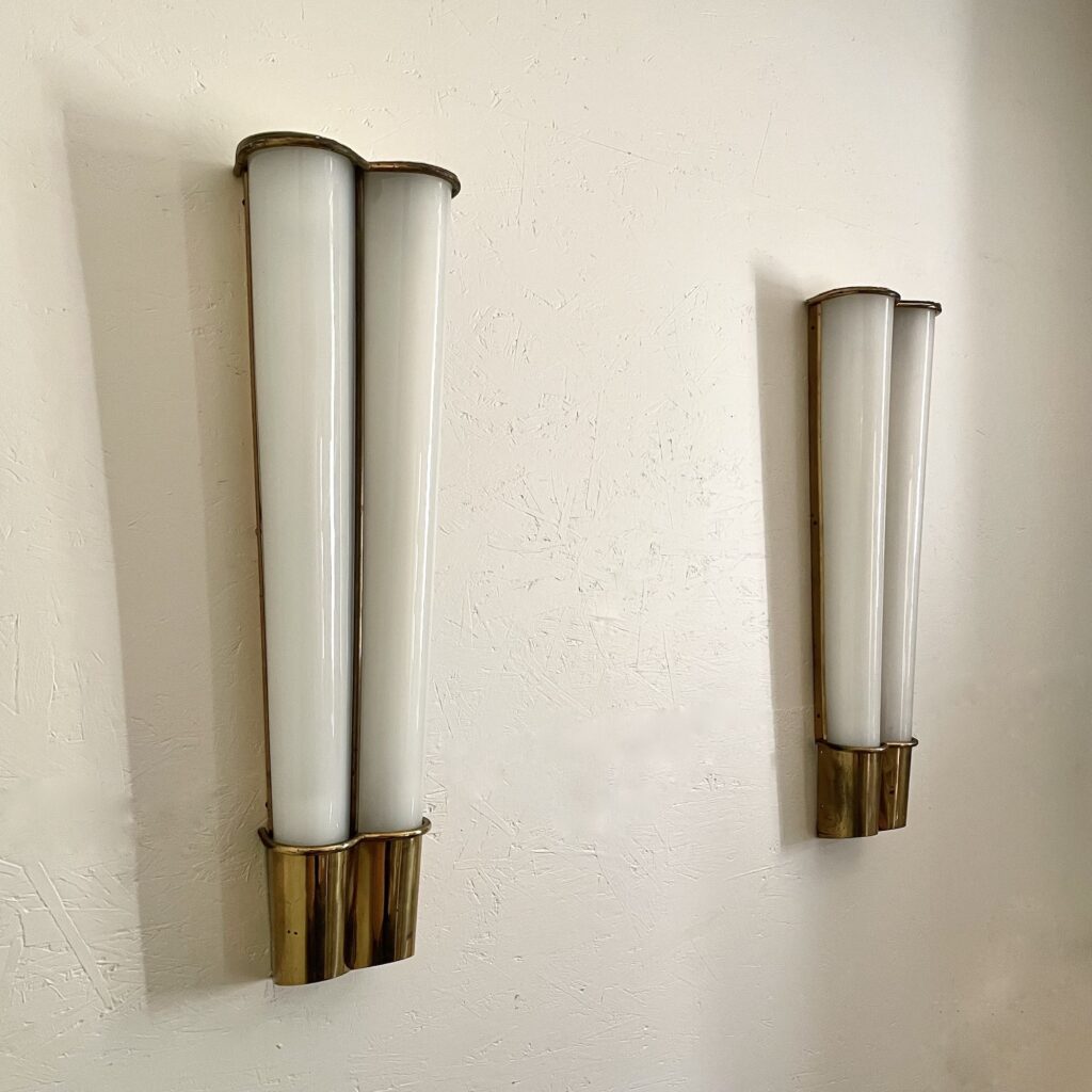 applique_double_neon_acrylique_laiton_chapelle_maison_Liedekerke_LK_4.jpeg