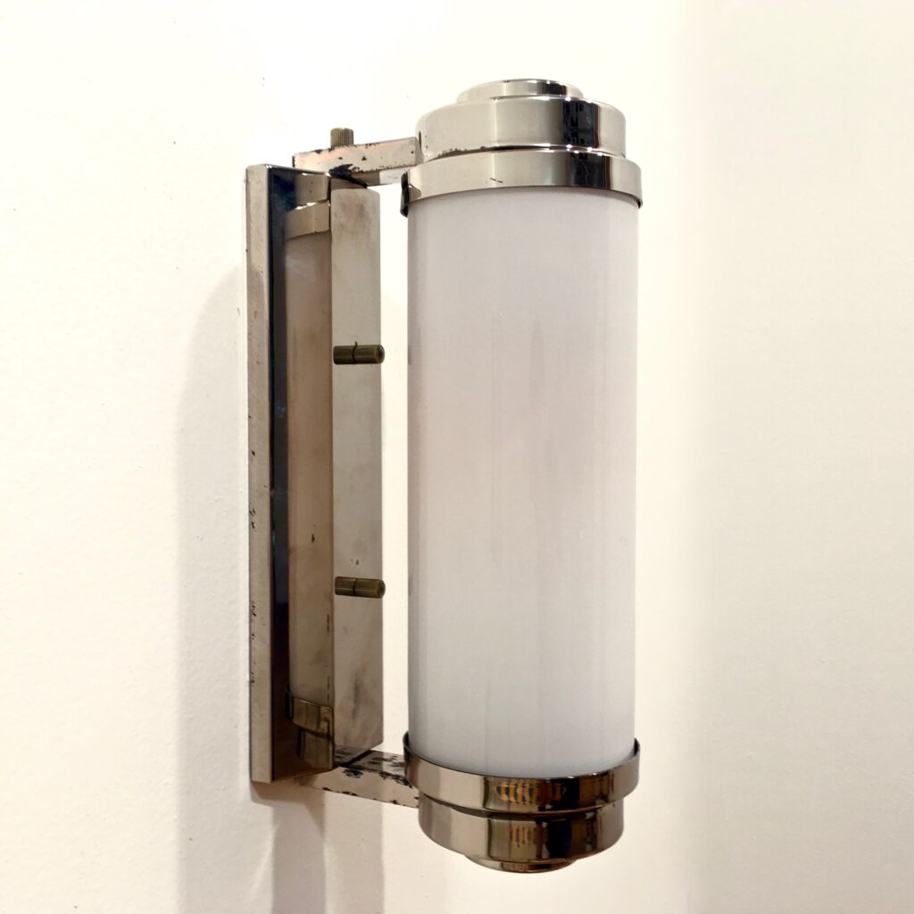applique_tube_opalin_chrome_maison_liedekerke_lk_4.jpg