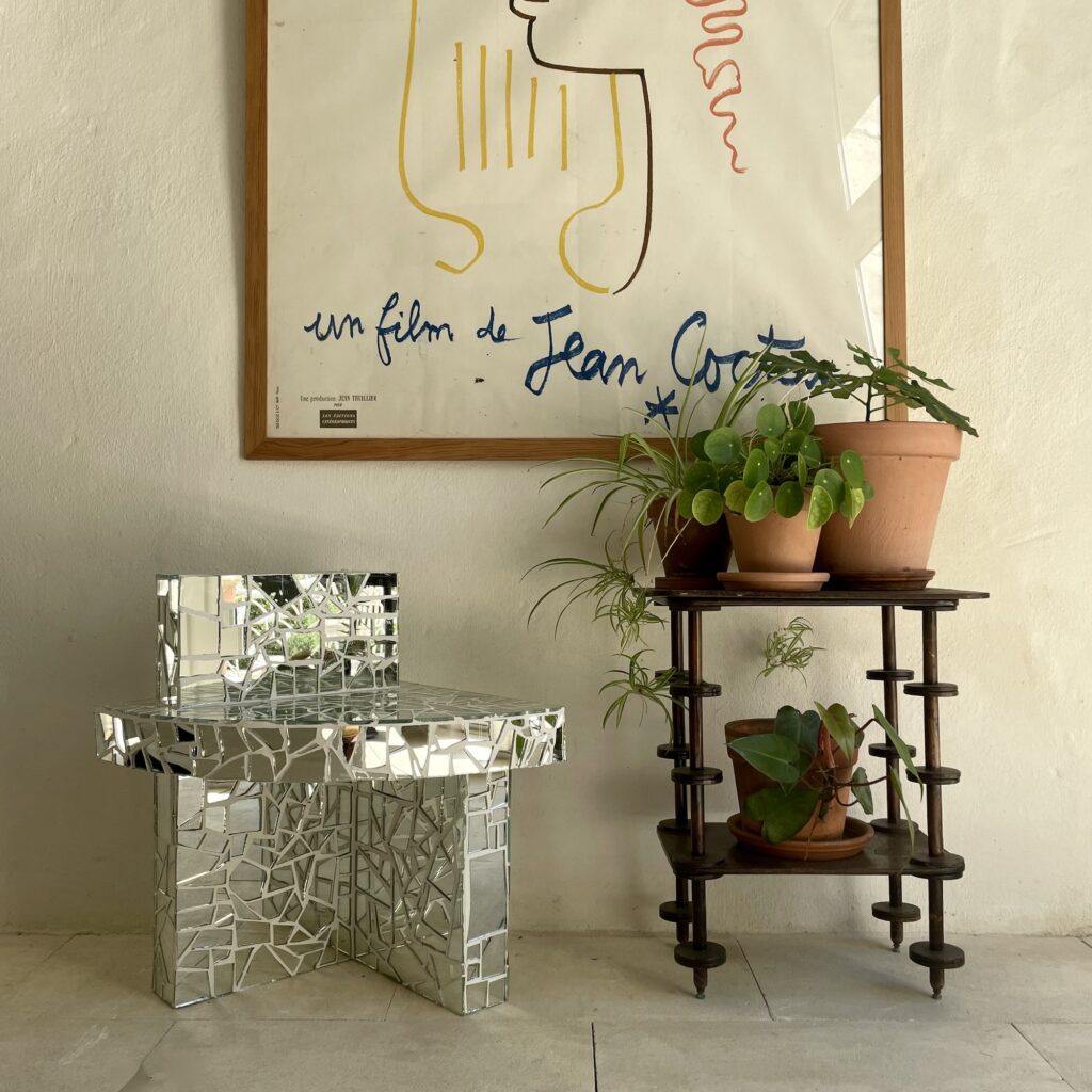 assise_chaise_fauteuil_miroir_reemploi_superstation_blandine_cattani_maisonmaison_maison_liedekerke_LK_2.jpeg