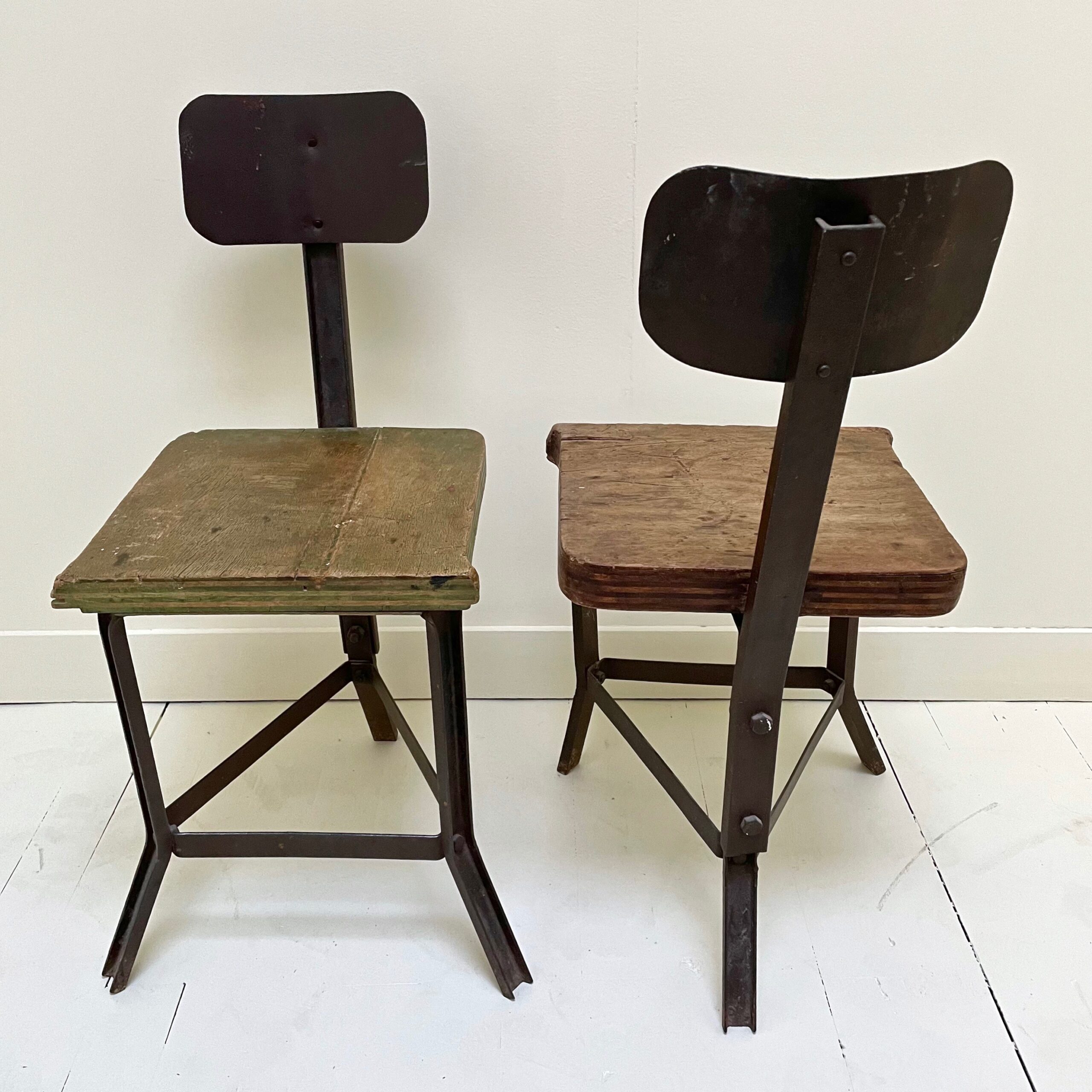 Chaises Brutaliste – Image 5