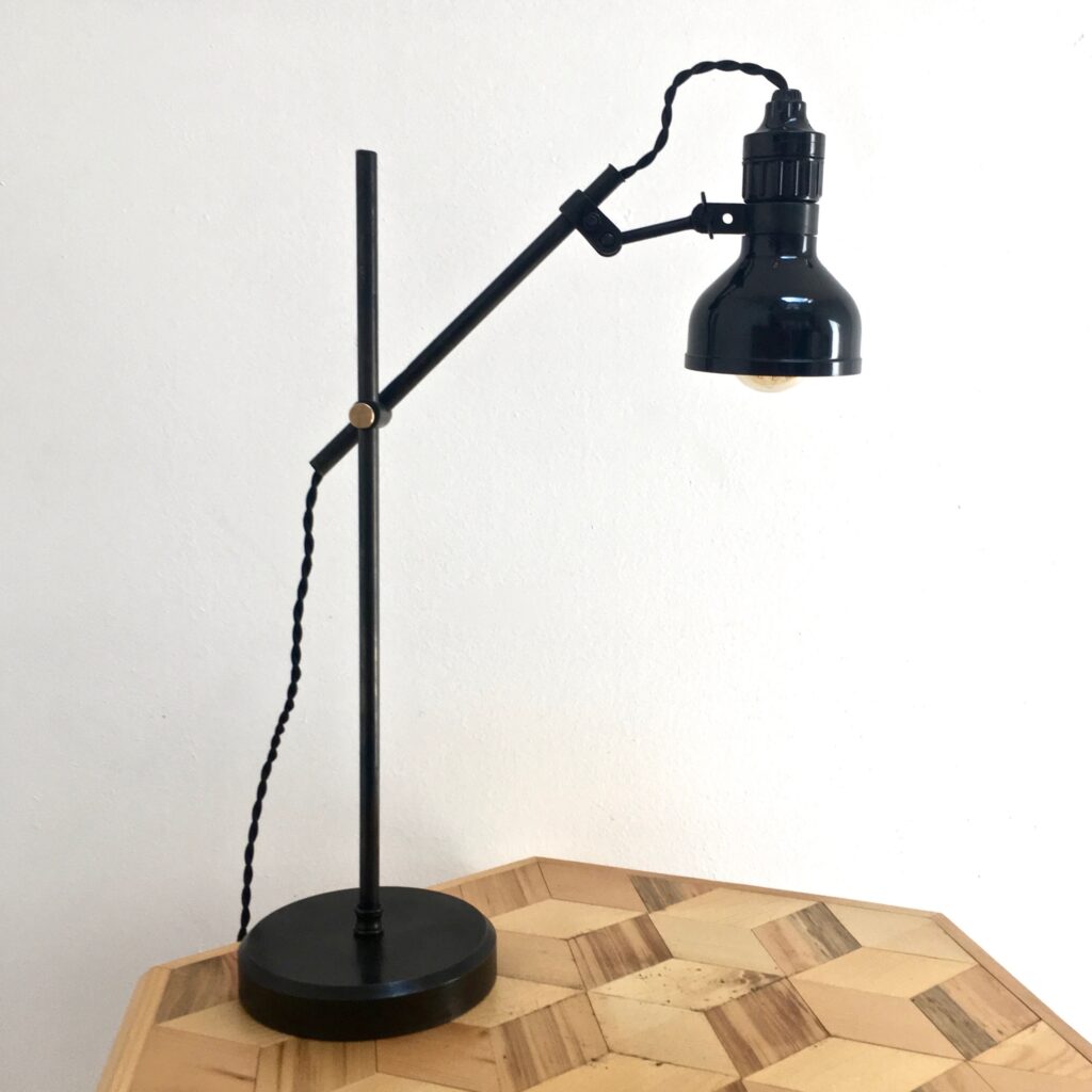 lampe-lumina-eteinte-50s_maison_liedekerke_maison-lk.jpg