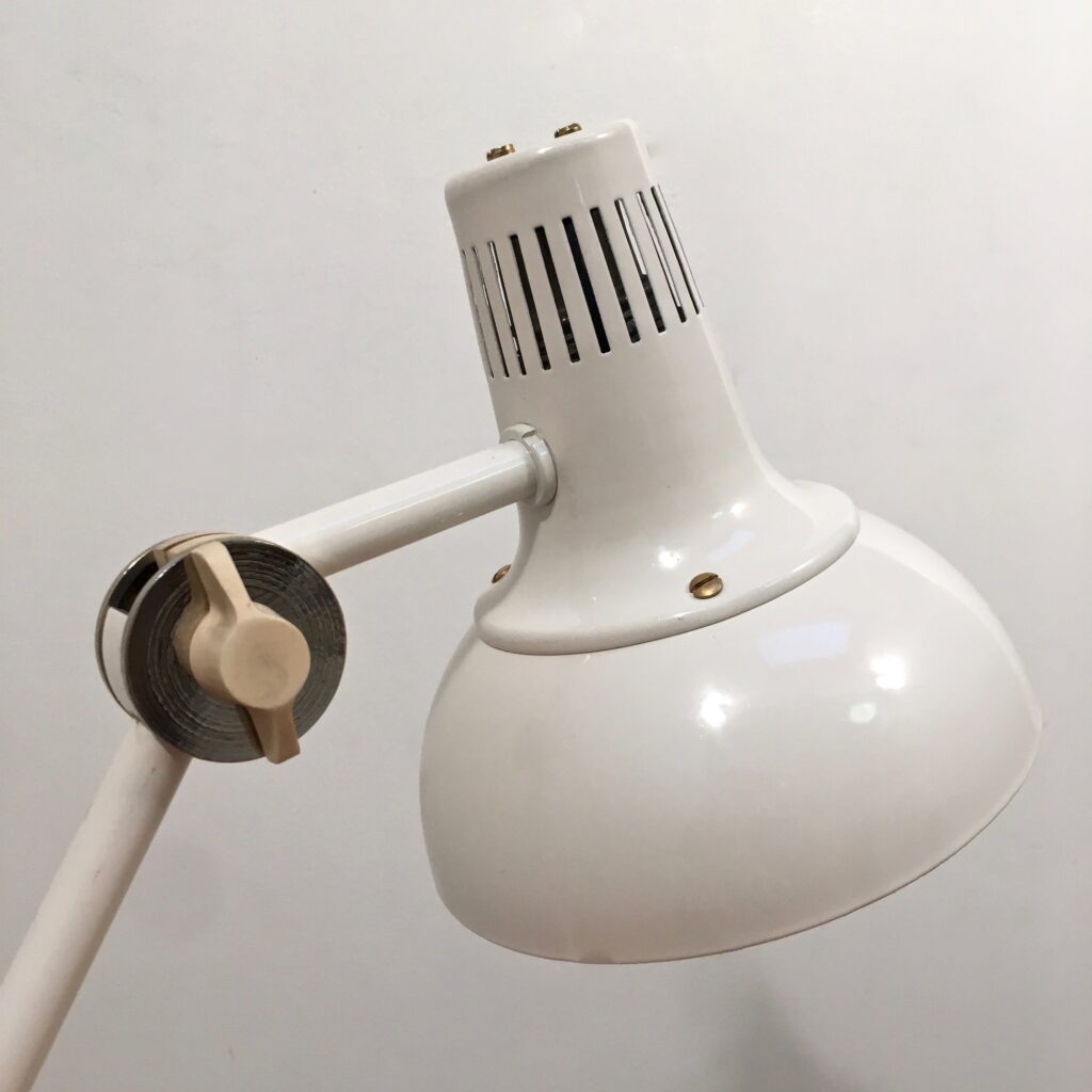 lampe_bureau_creme_Maison_Liedekerke_maison-lk.com-6.jpg