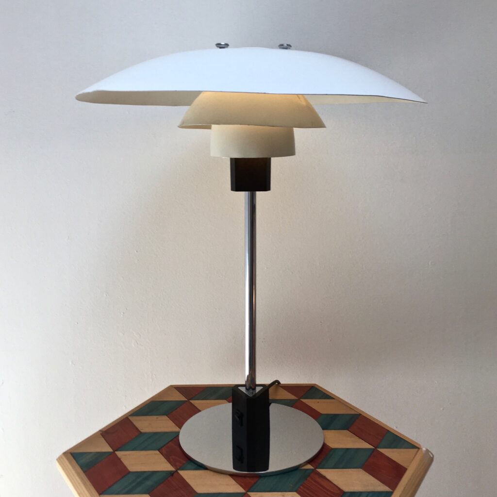 lampe_bureau_poulsen_PH43_maison_liedekerke_LK_2.jpg