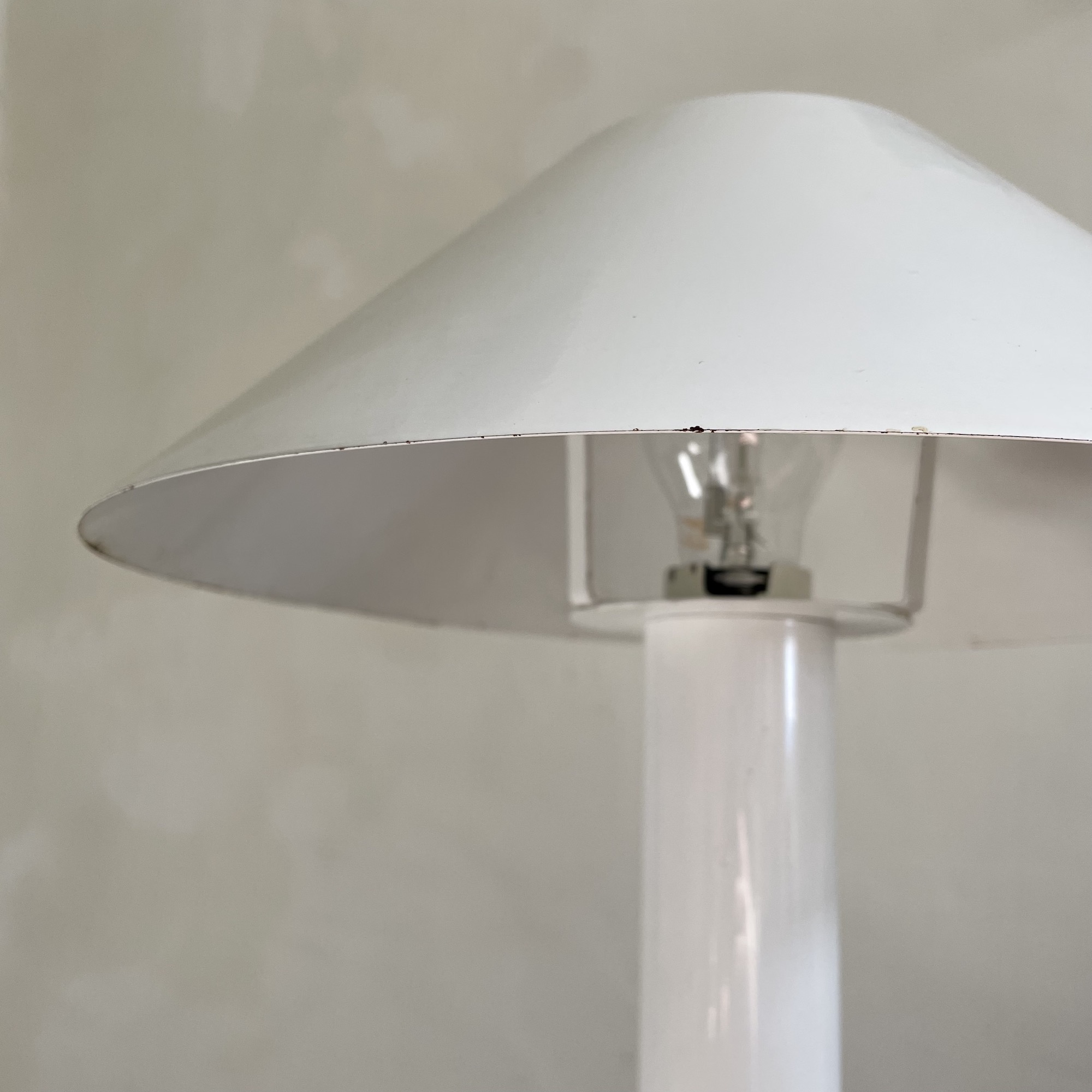 Lampe de table -LYFA- – Image 7